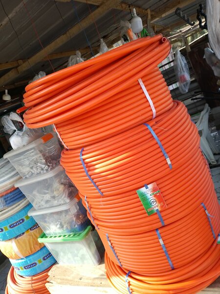 Tube & Orange n'11