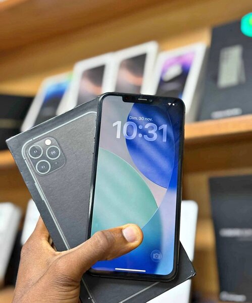 iPhone 11 Pro Max Noir