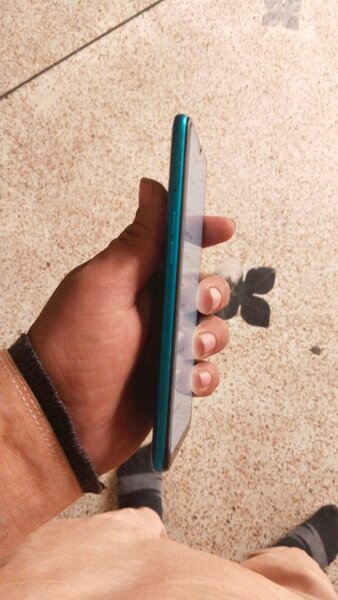 Oppo A12