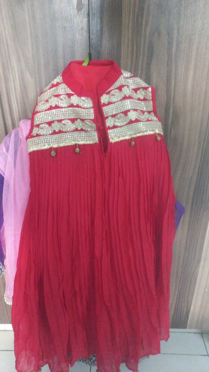 Kids clothing