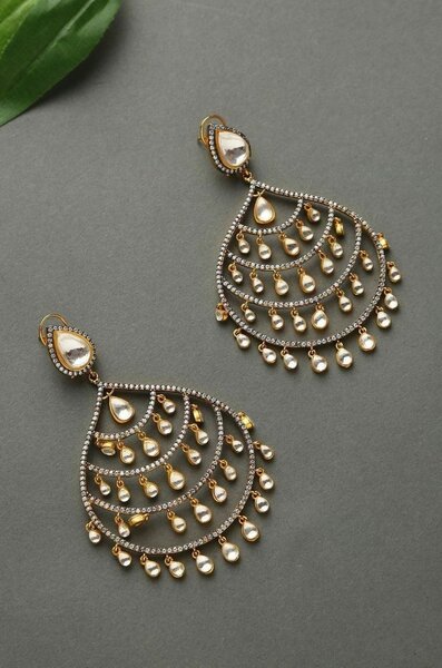 Artificial earrings