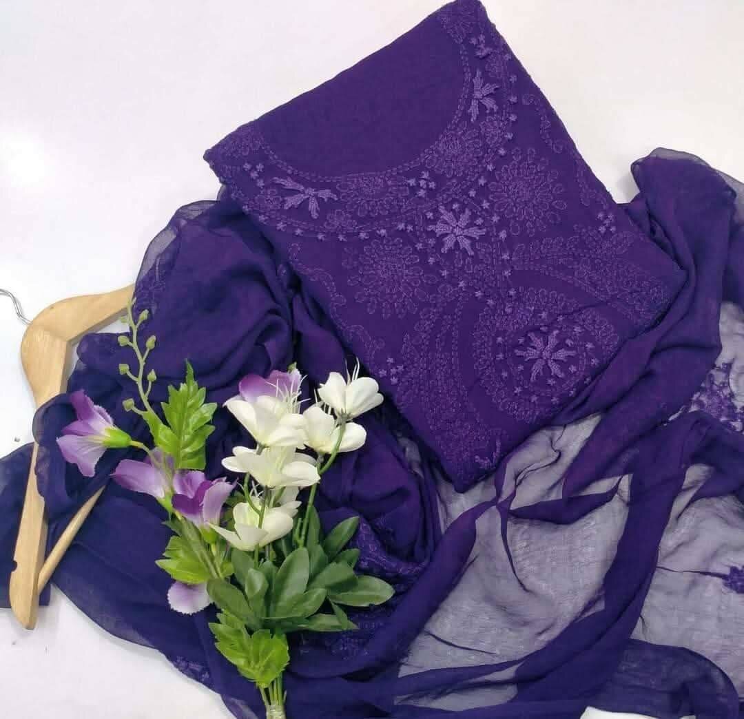 Ladies suit
