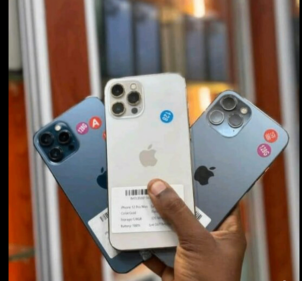 iPhone 12 Pro Max d'occasion