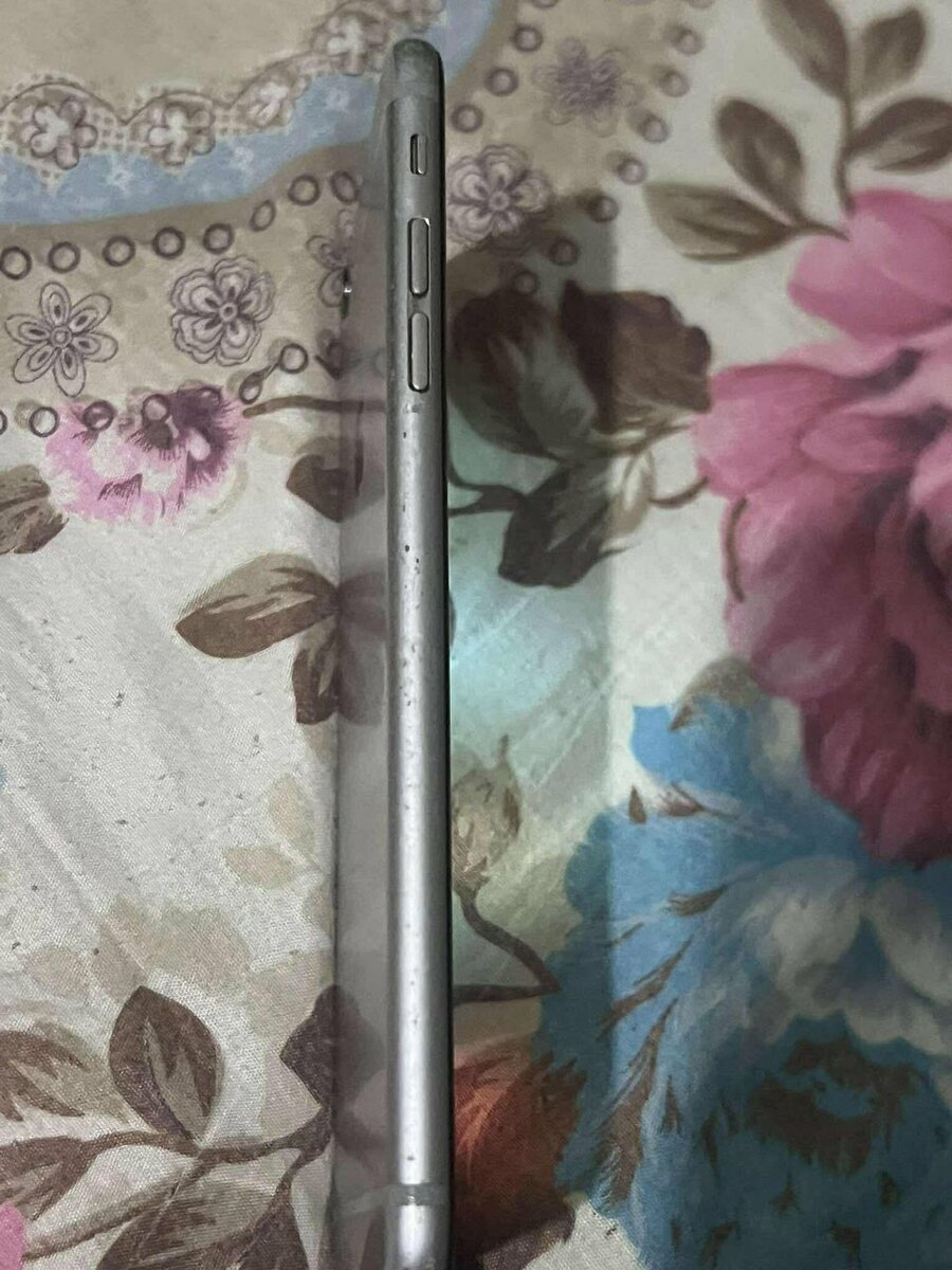 iPhone 6S 32Go Gris Sidéral