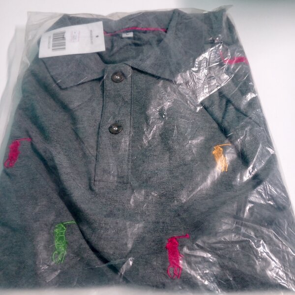 Polo design brodé homme et dam
