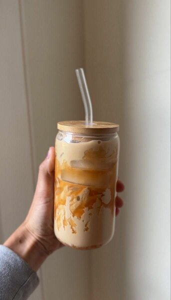 Premium Transparent Can Glass With Straw & Lid 450 & 550ml