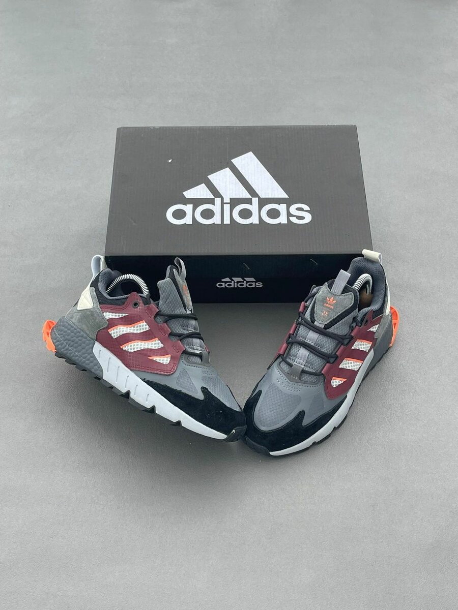 Adidas Chaussures de Sport Homme