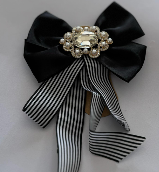 Brooches 
