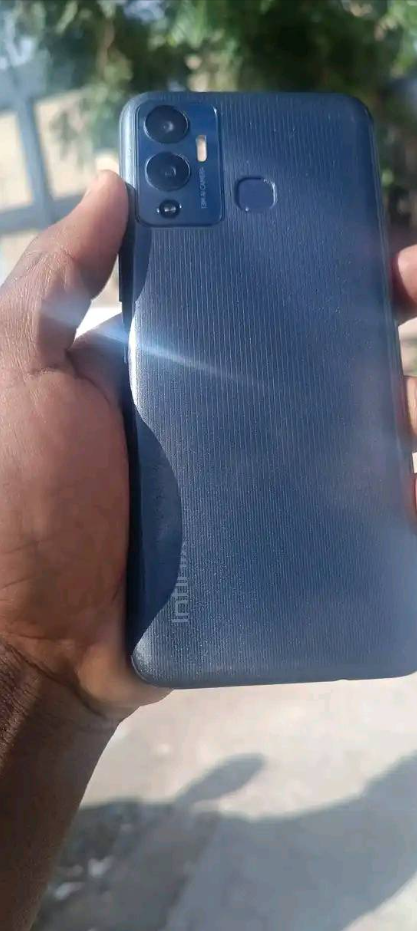Infinix hot 12play