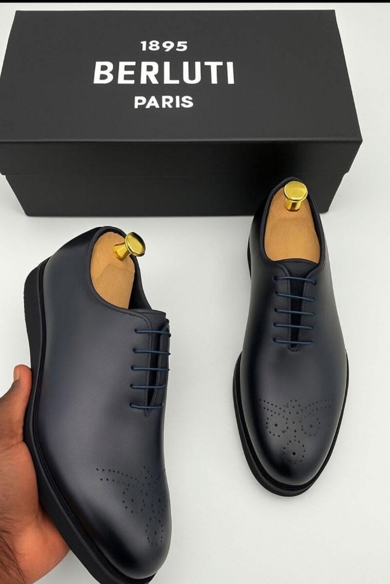 Chaussures en cuir élégantes