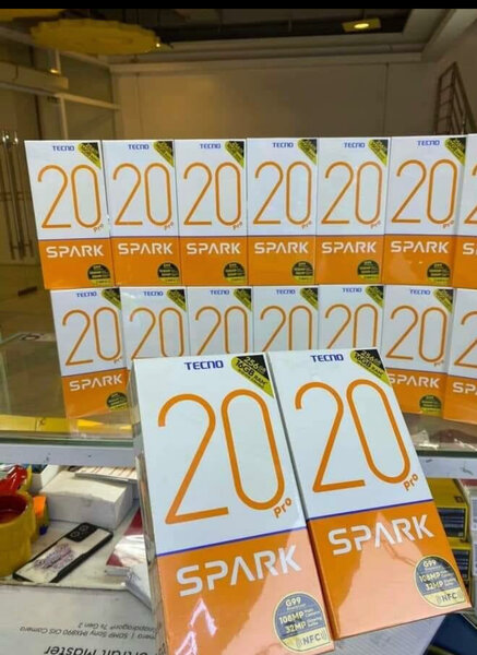 Tecno Spark 20 Pro Smartphone