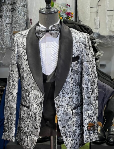 Suit
