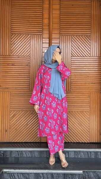 Most demanding printed Linen 2p suit