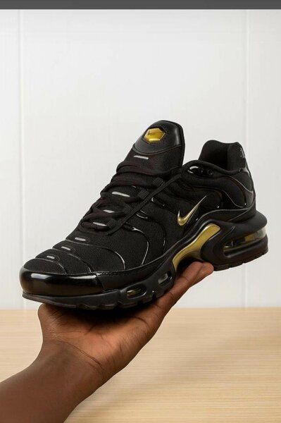 Nike tn