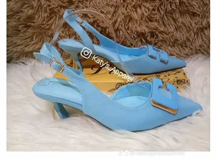Sanders Heeled