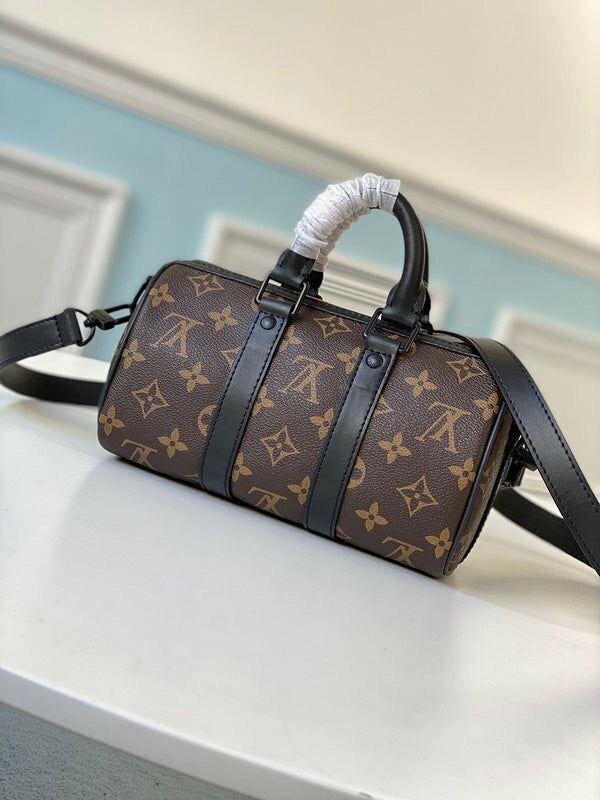 Sac bandoulière classique élégant