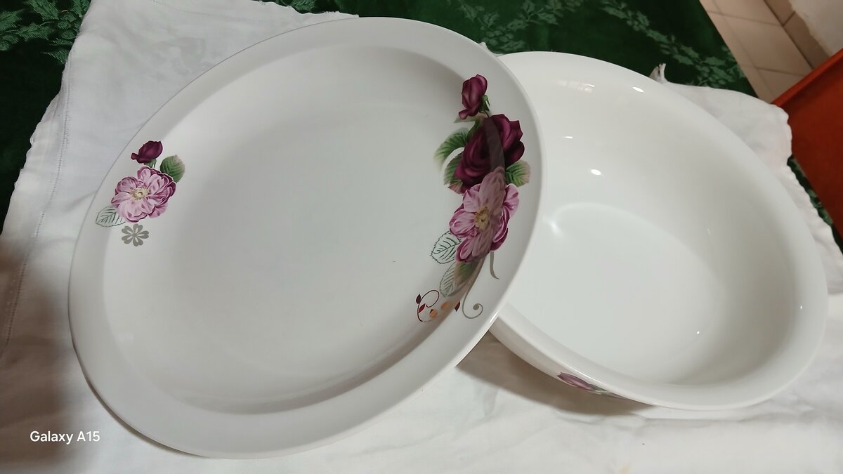 Assiettes décoratives en céramique