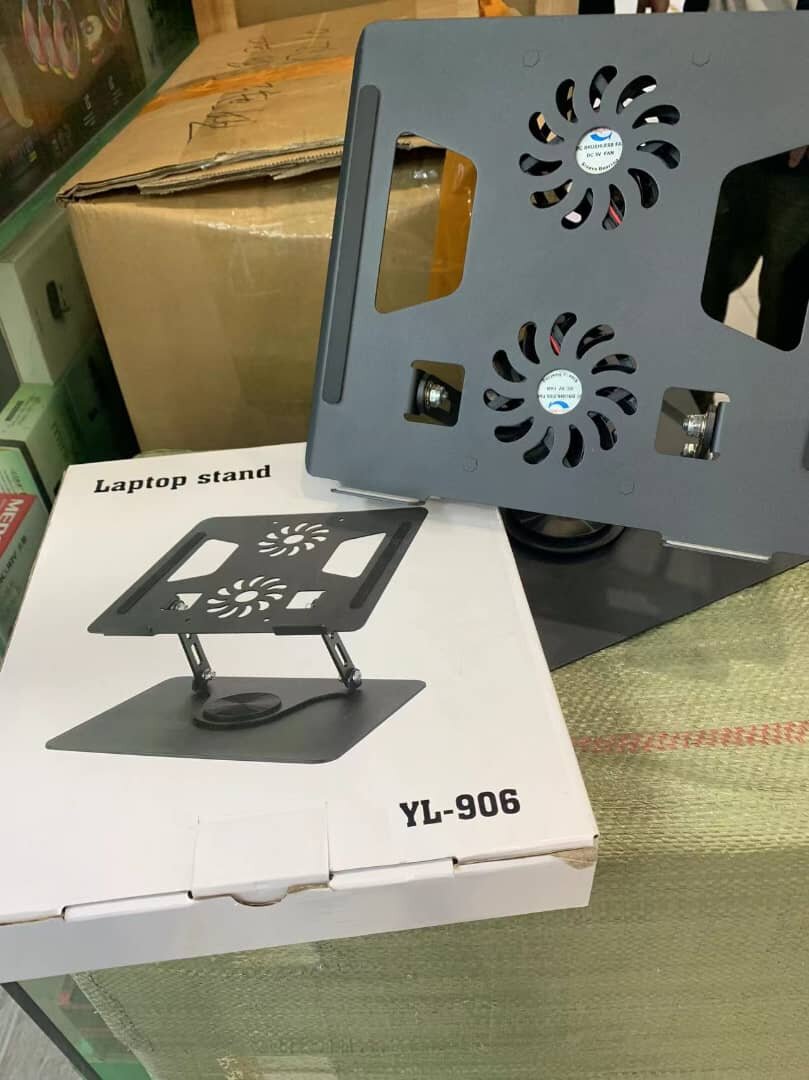 Laptop stand