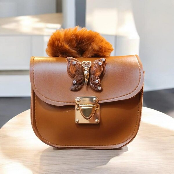 Stylish Women's Leather Crossbody Bag - Perfect for Every