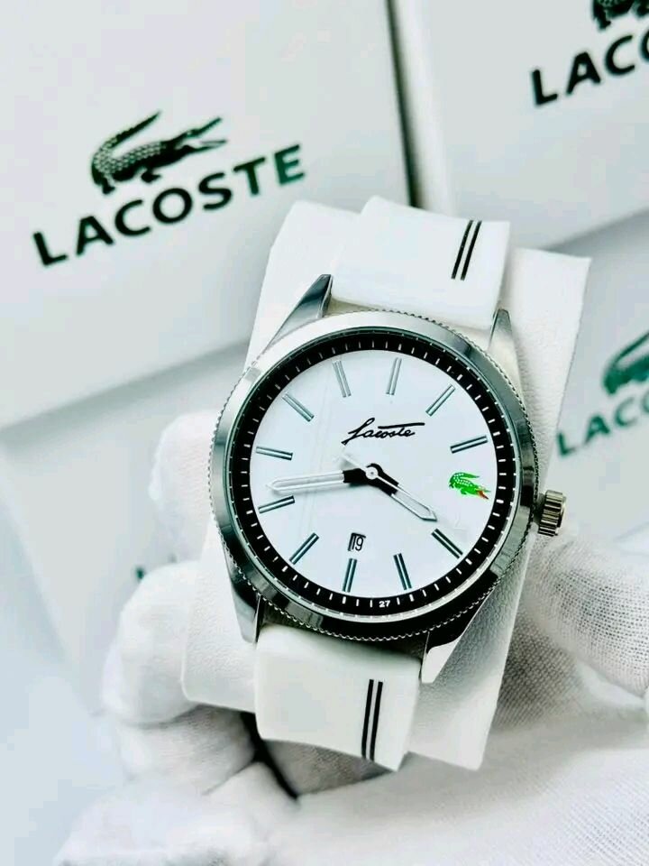 Montre Lacoste Blanc Élégante