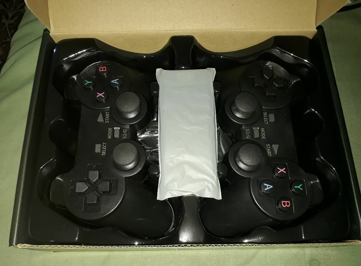 M8 Game Stick