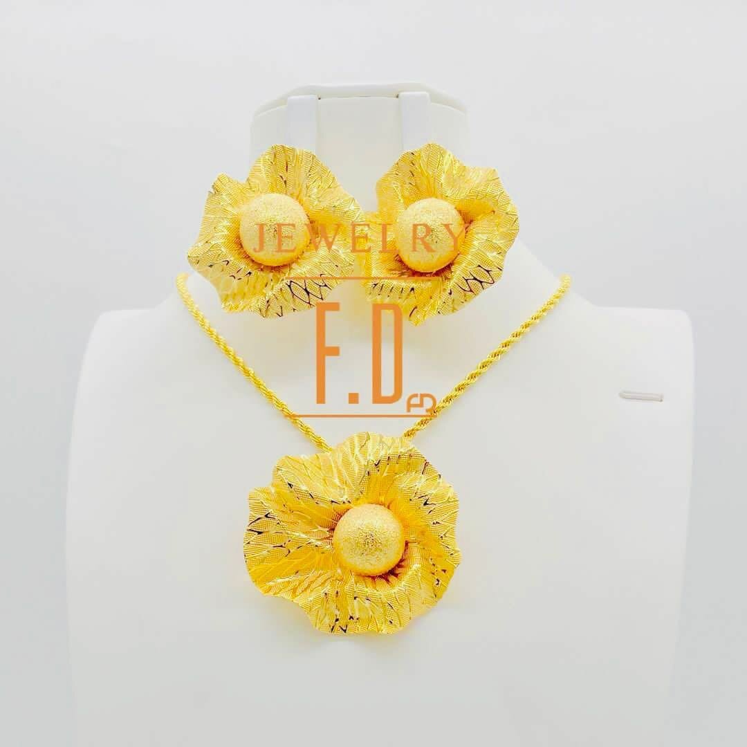 Parure Bijoux Dorés Floral