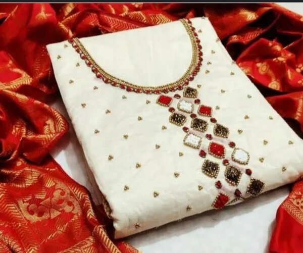Ladies suit