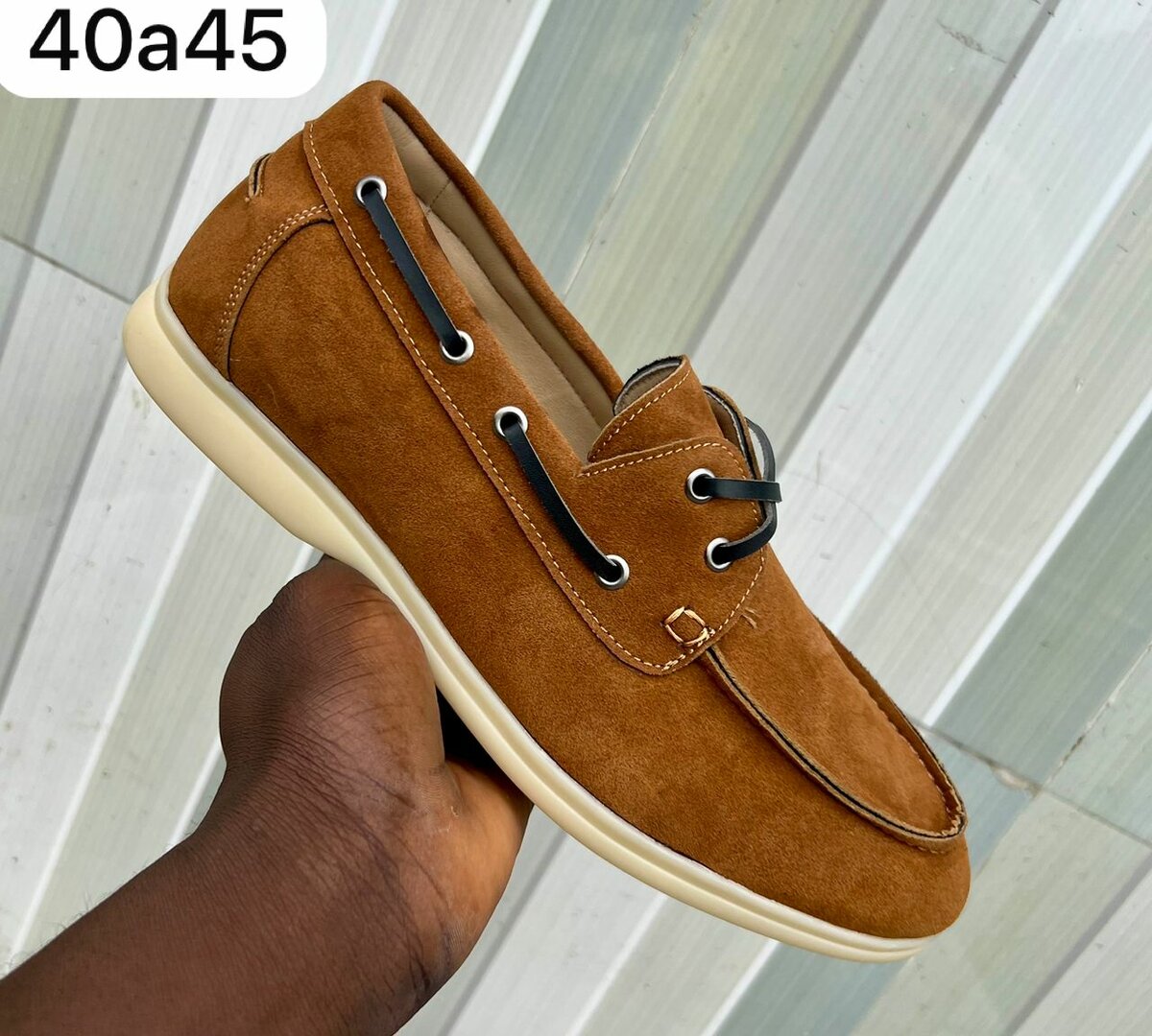 Mocassin