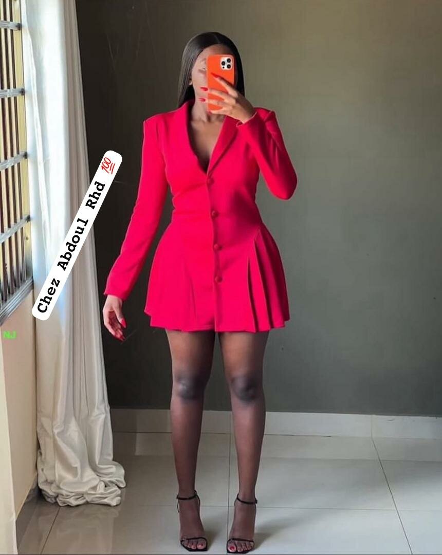 Robe blazer rouge élégante
