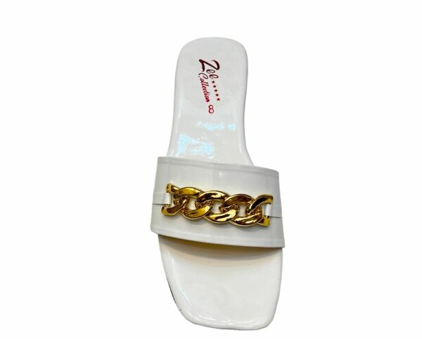 Flat shoes