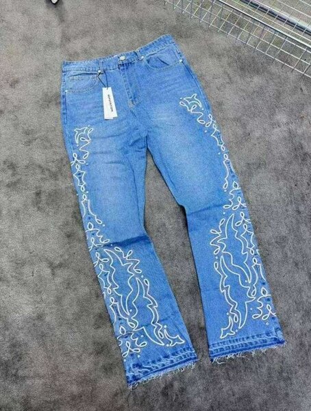 Jean large brodé