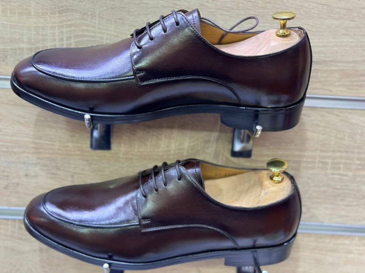 Chaussures en cuir homme élégantes