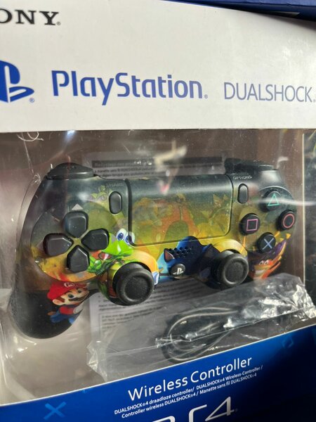 Manette DualShock PS4 Mario