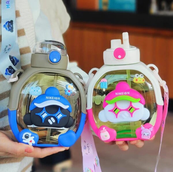 Bouteilles d'eau kawaii pour enfants