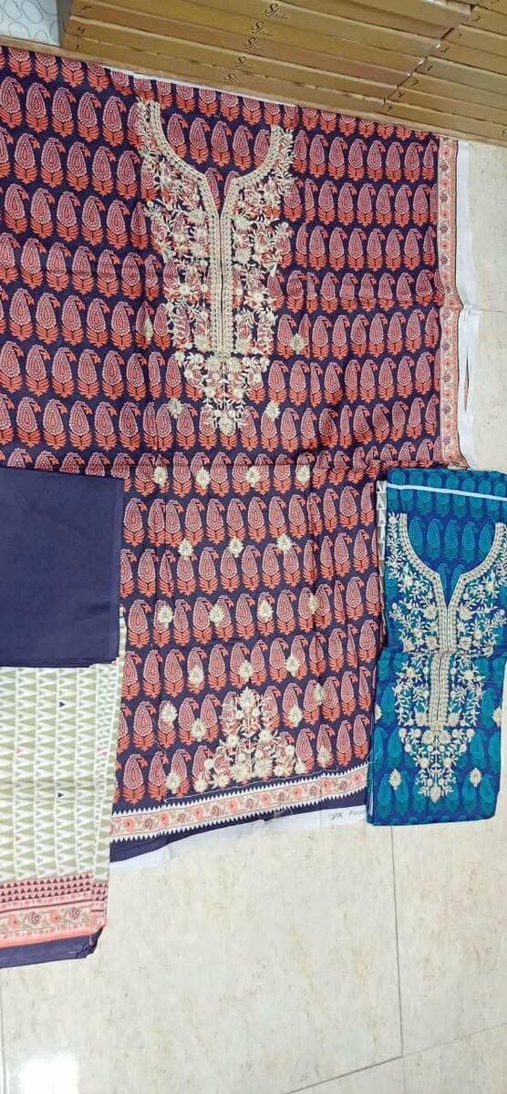 Ladies suit