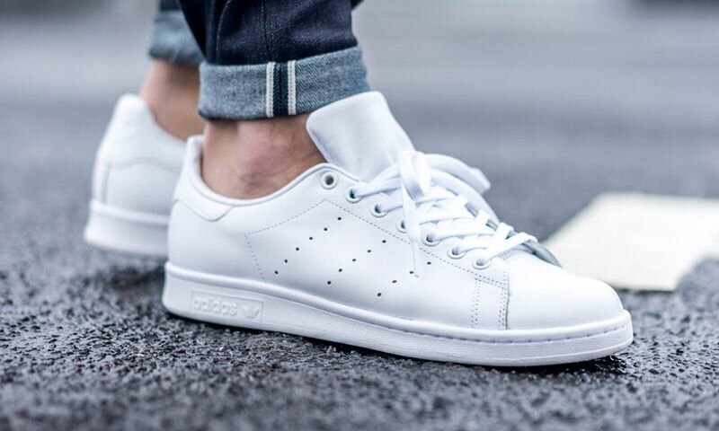 Baskets blanches classiques