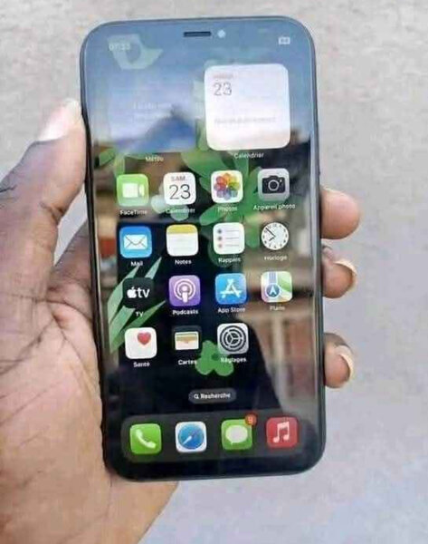 iPhone XR Noir 64GB Débloqué