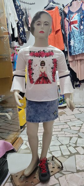 T-shirt et Jupe Fille Chic