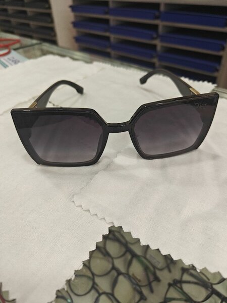 Doir Sun Glasses