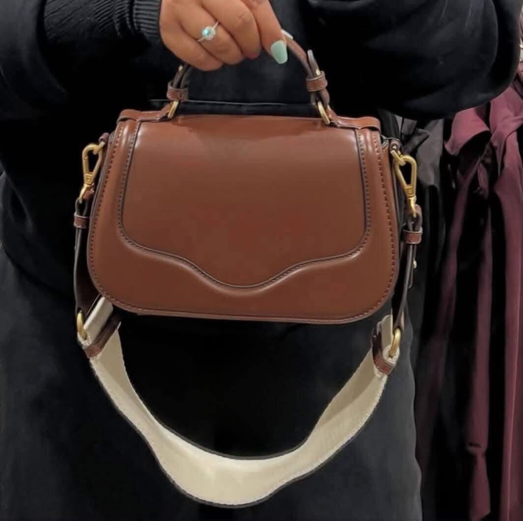 Sac à main en cuir marron