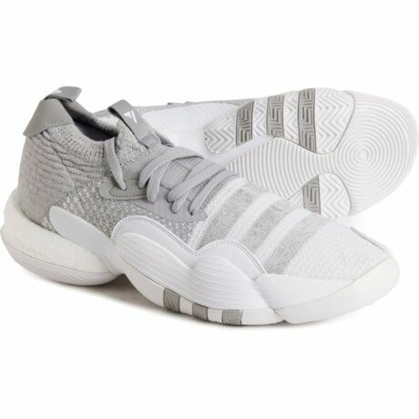 Adidas trae young 2