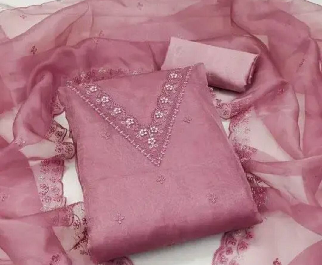 Ladies suit