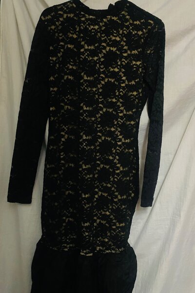 Robe élégante en dentelle noire