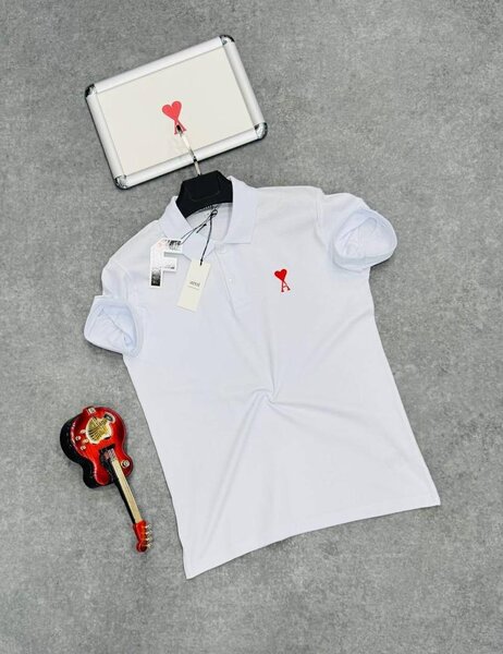Polo blanc homme avec logo coeur