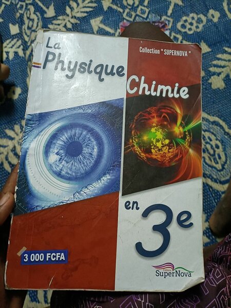 Manuel Physique-Chimie 3e