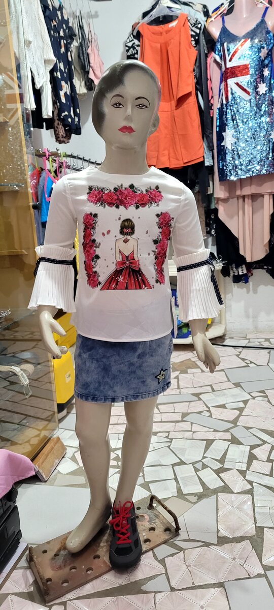 T-shirt et Jupe Fille Chic