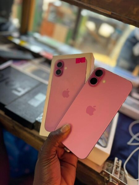 Iphone 16 simple