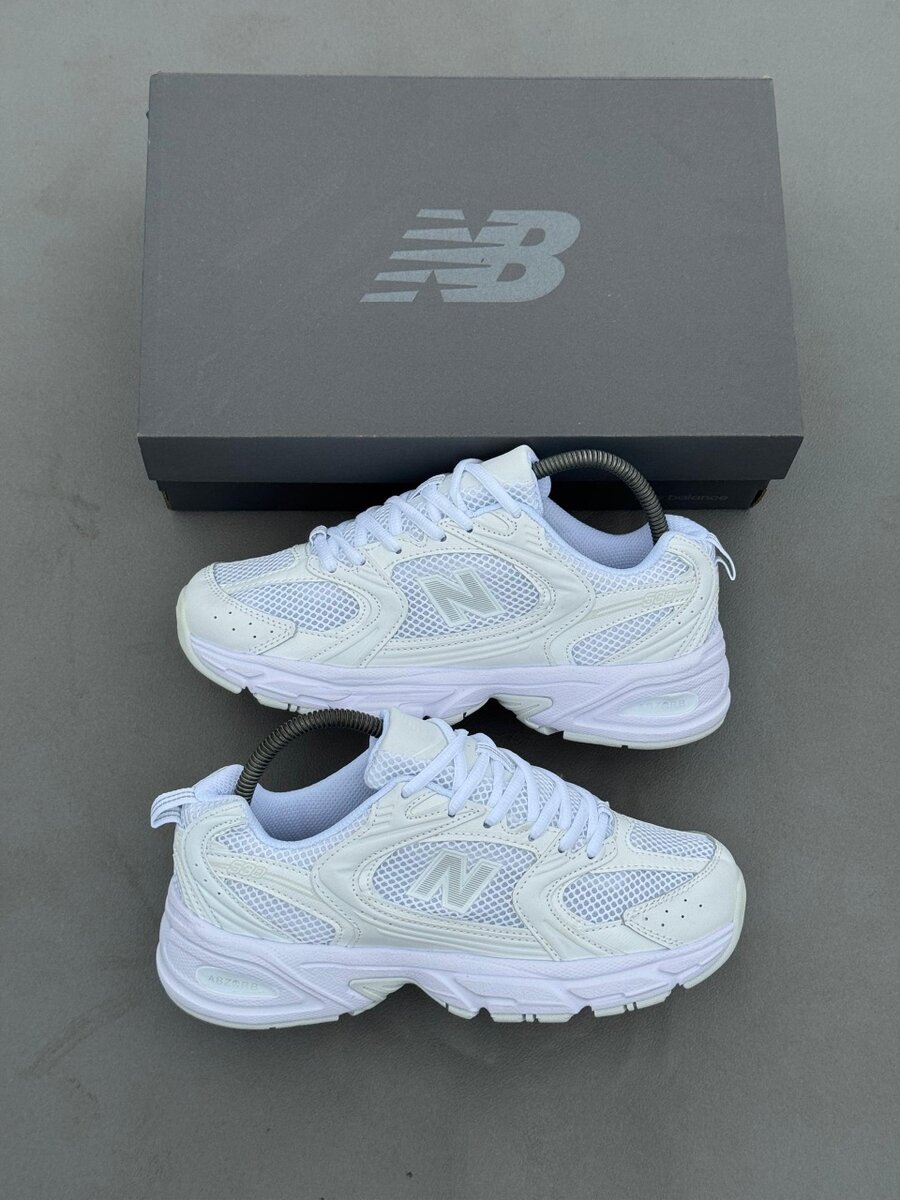 NEW BALANCE 530