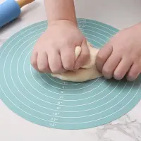 Non Stick Reusable Round Silicone Baking Mat 1pcs