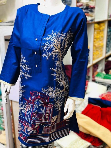 Ladies dress